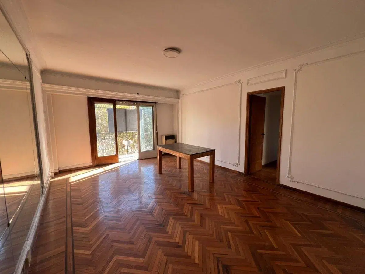 DEPTO SEMIPISO  3 1/2 AV. H. YRIGOYEN 3500 3