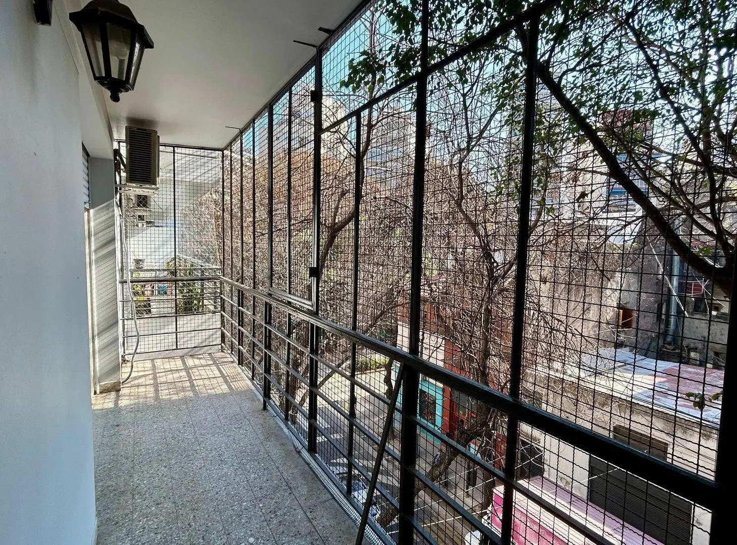 VENTA DEPARTAMENTO 3 AMB CON BALCON - ALMAGRO 4