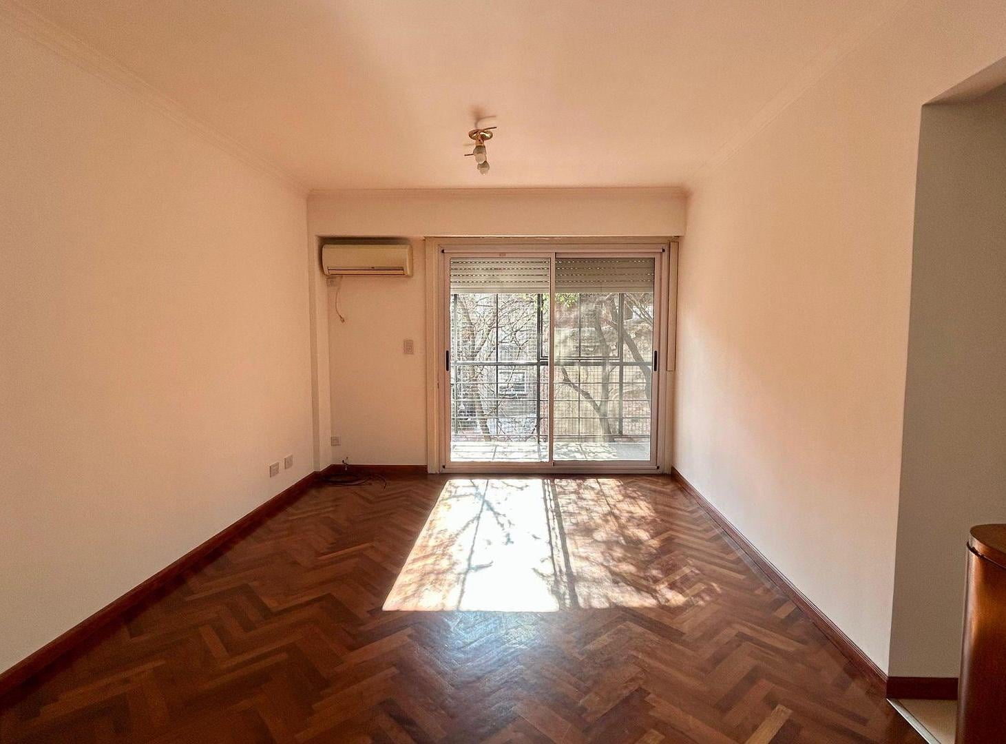 VENTA DEPARTAMENTO 3 AMB CON BALCON - ALMAGRO