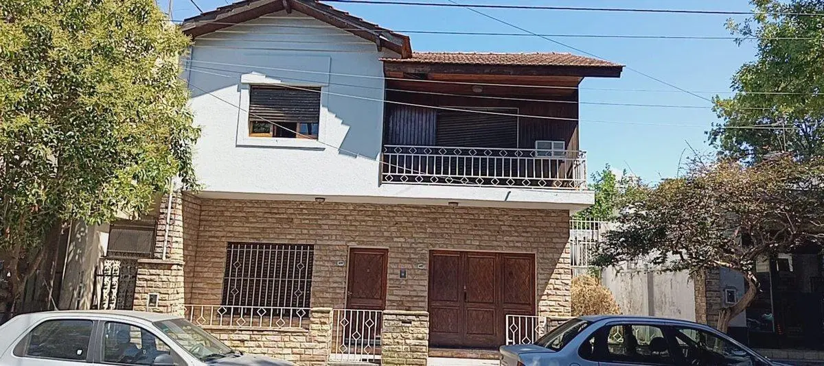 VENTA CHALET DE CATEGORIA EN VILLA BALLESTER 3