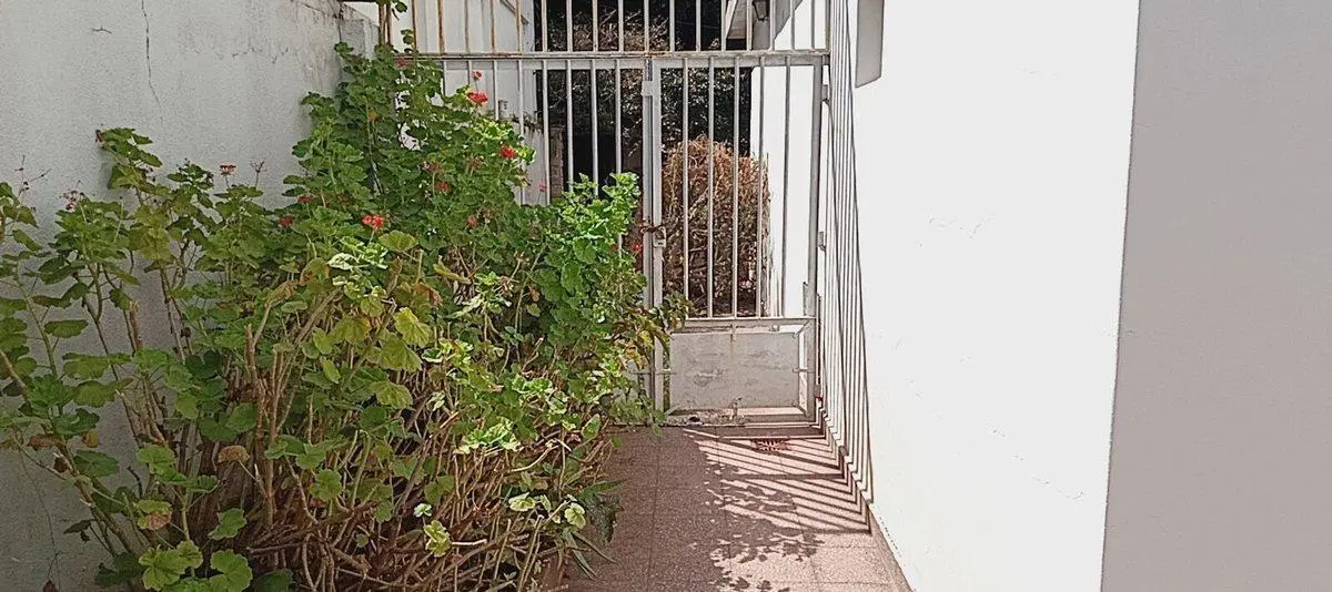 VENTA CHALET DE CATEGORIA EN VILLA BALLESTER 8