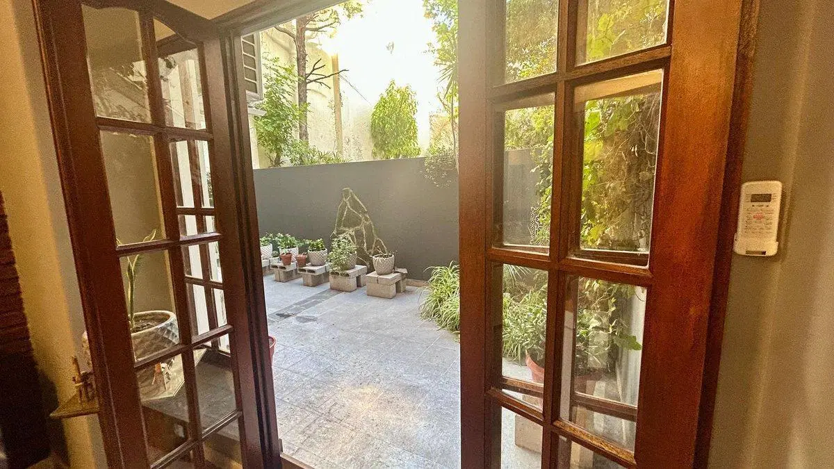 VTA DEPARTAMENTO 4 AMB + 2 PATIOS PARQUE PATRICIOS 4