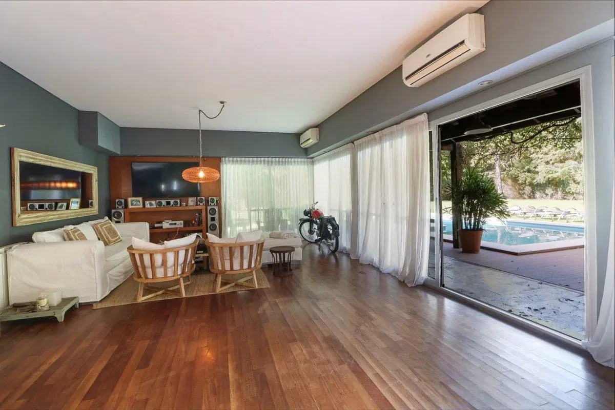 CASA BARRIO PRIVADO 6 AMBIENTES TERRAZA PILETA 2