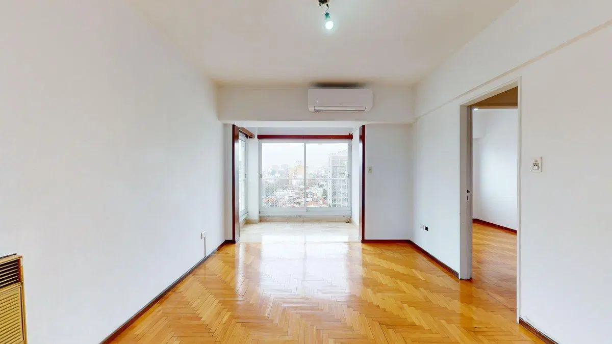 VENTA AMPLIO SEMIPISO BELGRANO 5 AMBIENTES COCHERA 3