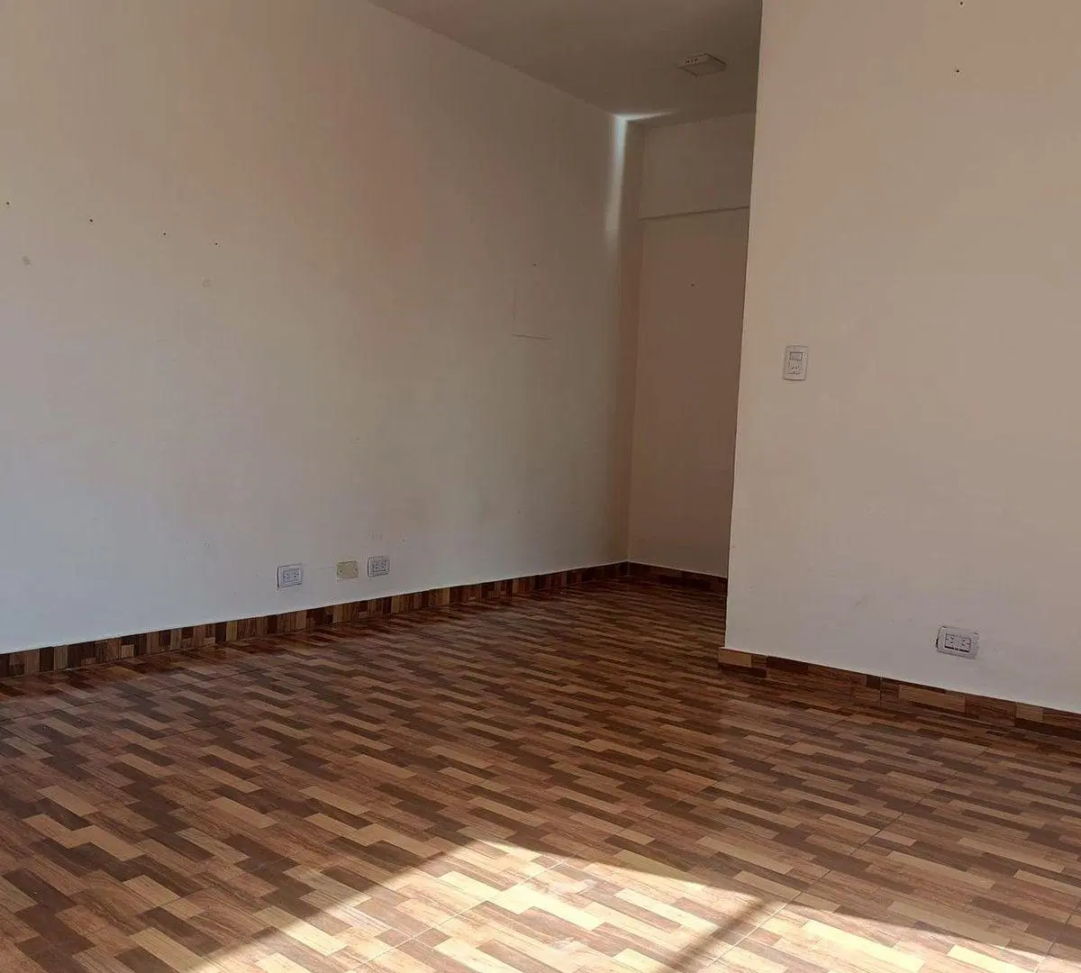 ALQUILER 2 AMBIENTES SIN EXPENSAS Y NO PAGA AYSA 5