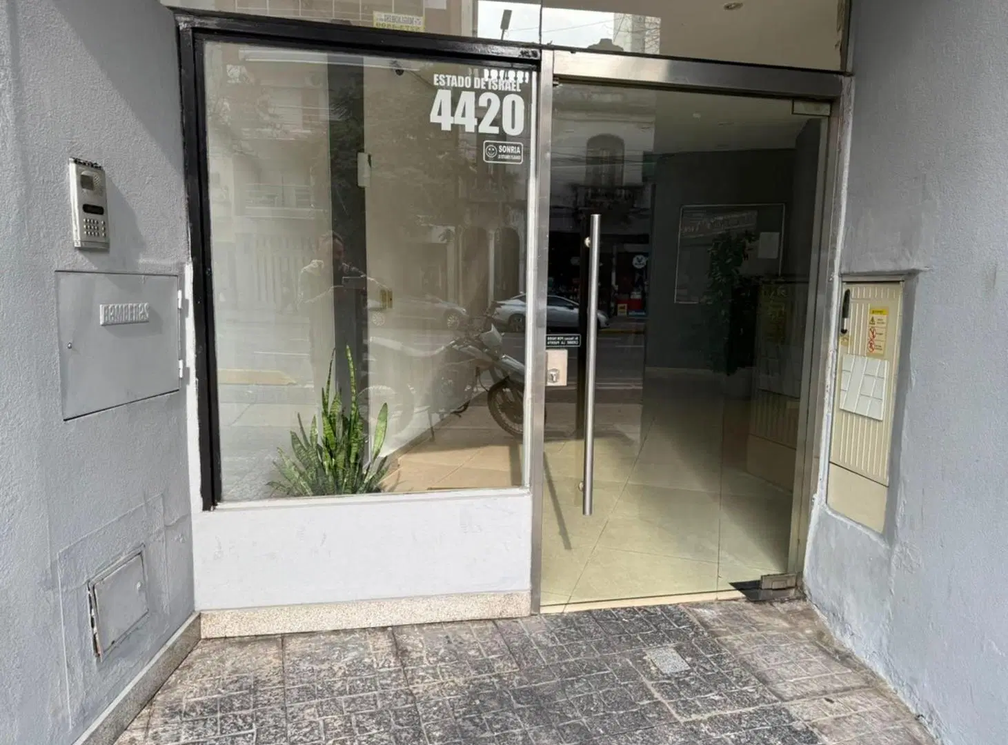 ALQUILER MONOAMBIENTE CON PATIO ALMAGRO 4
