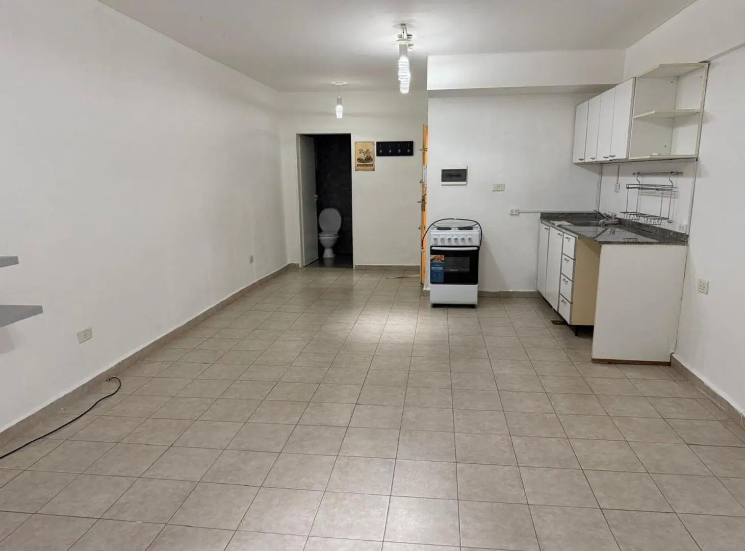 ALQUILER MONOAMBIENTE CON PATIO ALMAGRO 5