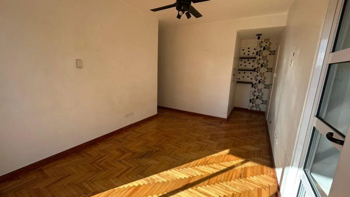 VENTA 2 AMBIENTES CON BALCON - ALMAGRO 2