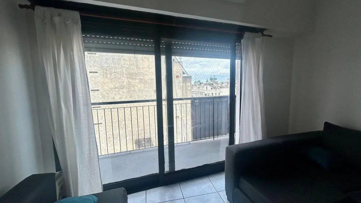 VENTA DEPARTAMENTO 4 AMBIENTES C/BALCON -BALVANERA 5
