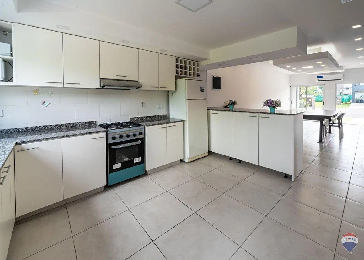 VENTA CASA DUPLEX 6 AMBIENTES LA JOSEFINA PILAR 2