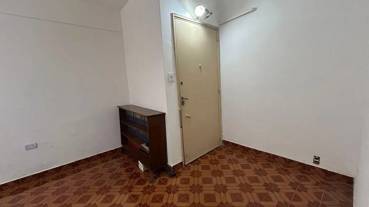 DEPARTAMENTO EN VENTA - ABASTO - 2 1/2 AMB + PATIO 5