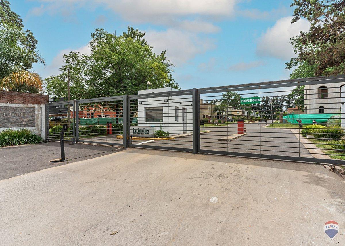 VENTA LOTE EN BARRIO LA JOSEFINA PILAR
