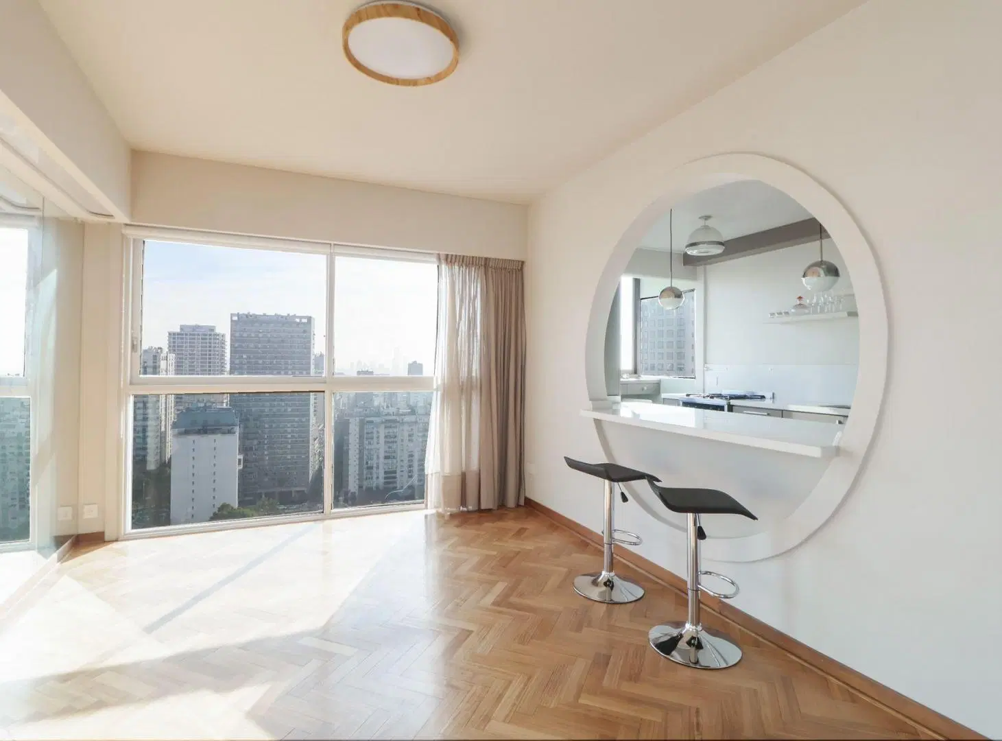 BELLO Y ELEGANTE 4 AMBIENTES-PISO 23- CON COCHERA 5