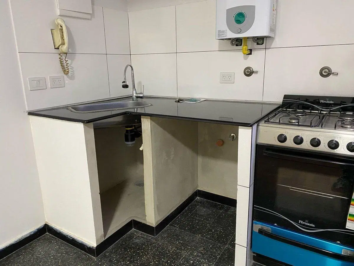 VENTA 2 AMBIENTES ALMAGRO MEDRANO  Y  AV RIVADAVIA 5