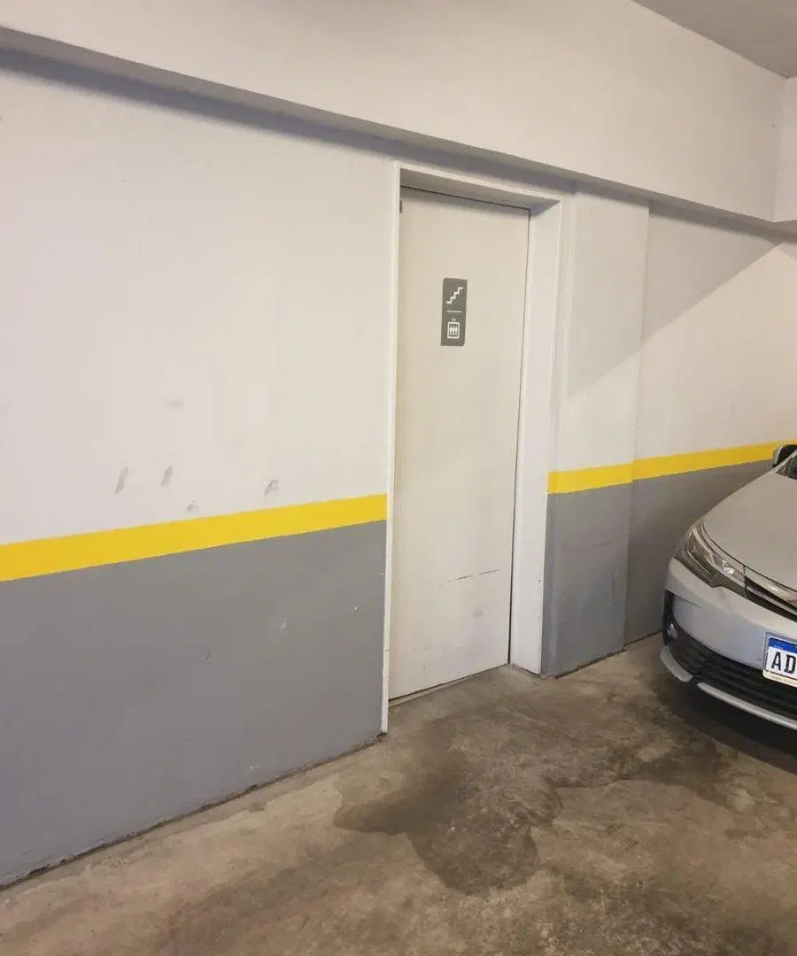 VENTA COCHERA EXCELENTE UBICACION EN VILLA CRESPO 2