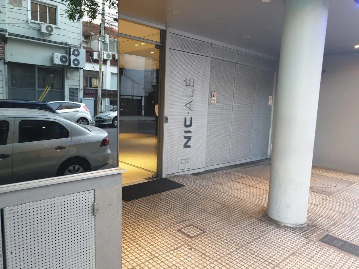 VENTA COCHERA EXCELENTE UBICACION EN VILLA CRESPO 5