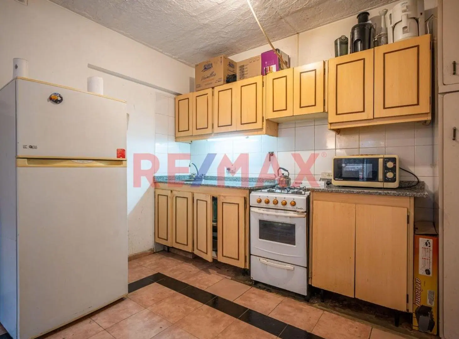 VENTA 2 AMBIENTES CON PILETA BALCON  HTAL GARRAHAN 3