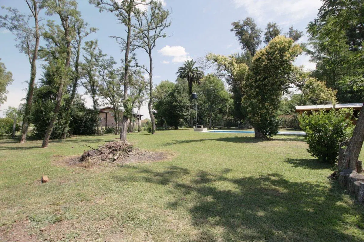 VENTA EXALTACION DE LA CRUZ QUINTA PILETA CABAÑA 4