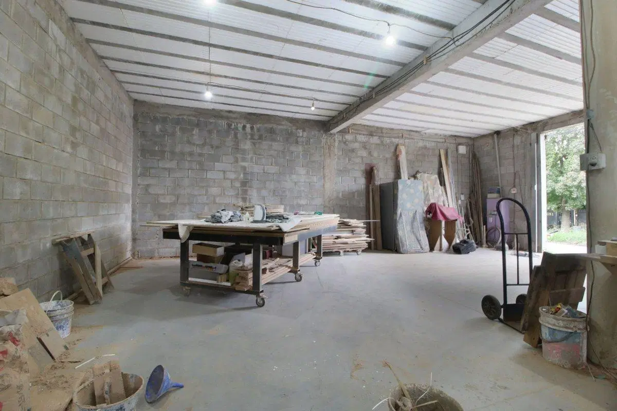 VENTA PILAR GALPON/TALLER TERRENO PROPIO 3