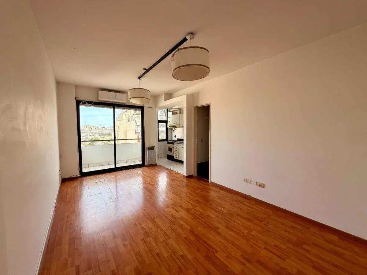 2 AMBIENTES BALVANERA PISO ALTO 2