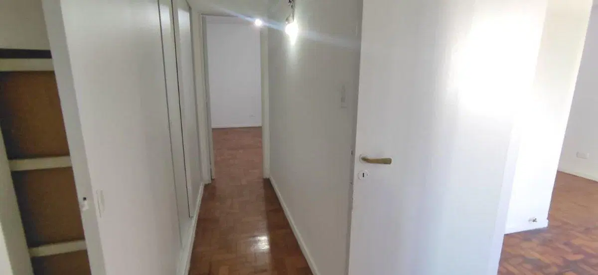 VENTA SEMIPISO DOS AMBIENTES CABALLITO 4