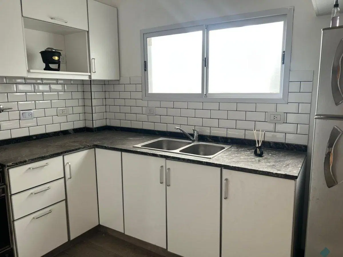 DEPTO SEMIPISO  3 1/2 AV. H. YRIGOYEN 3500 2