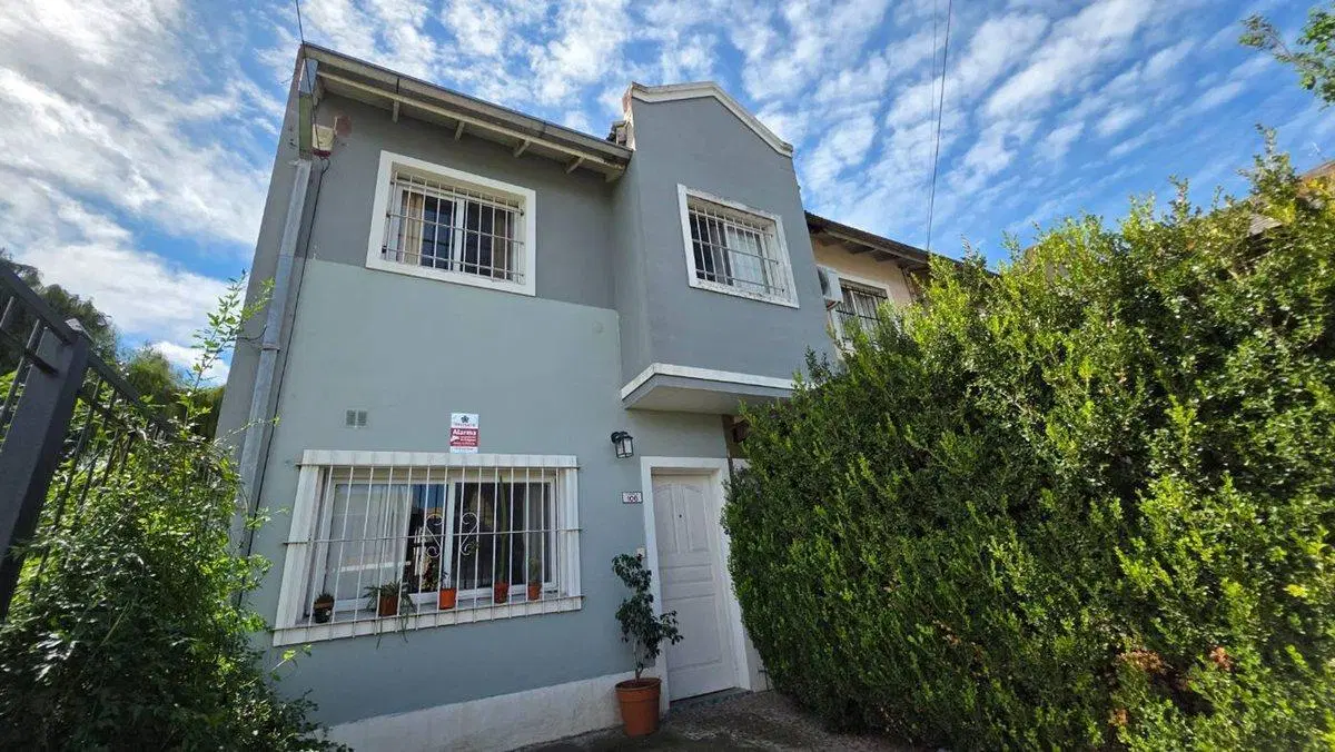 VENTA PH 4 AMBIENTES COCHERA PATIO PILAR CENTRO 4