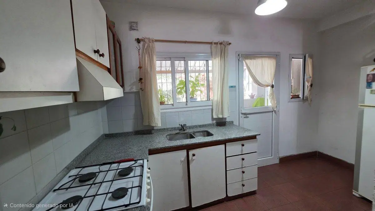VENTA PH 4 AMBIENTES COCHERA PATIO PILAR CENTRO 3