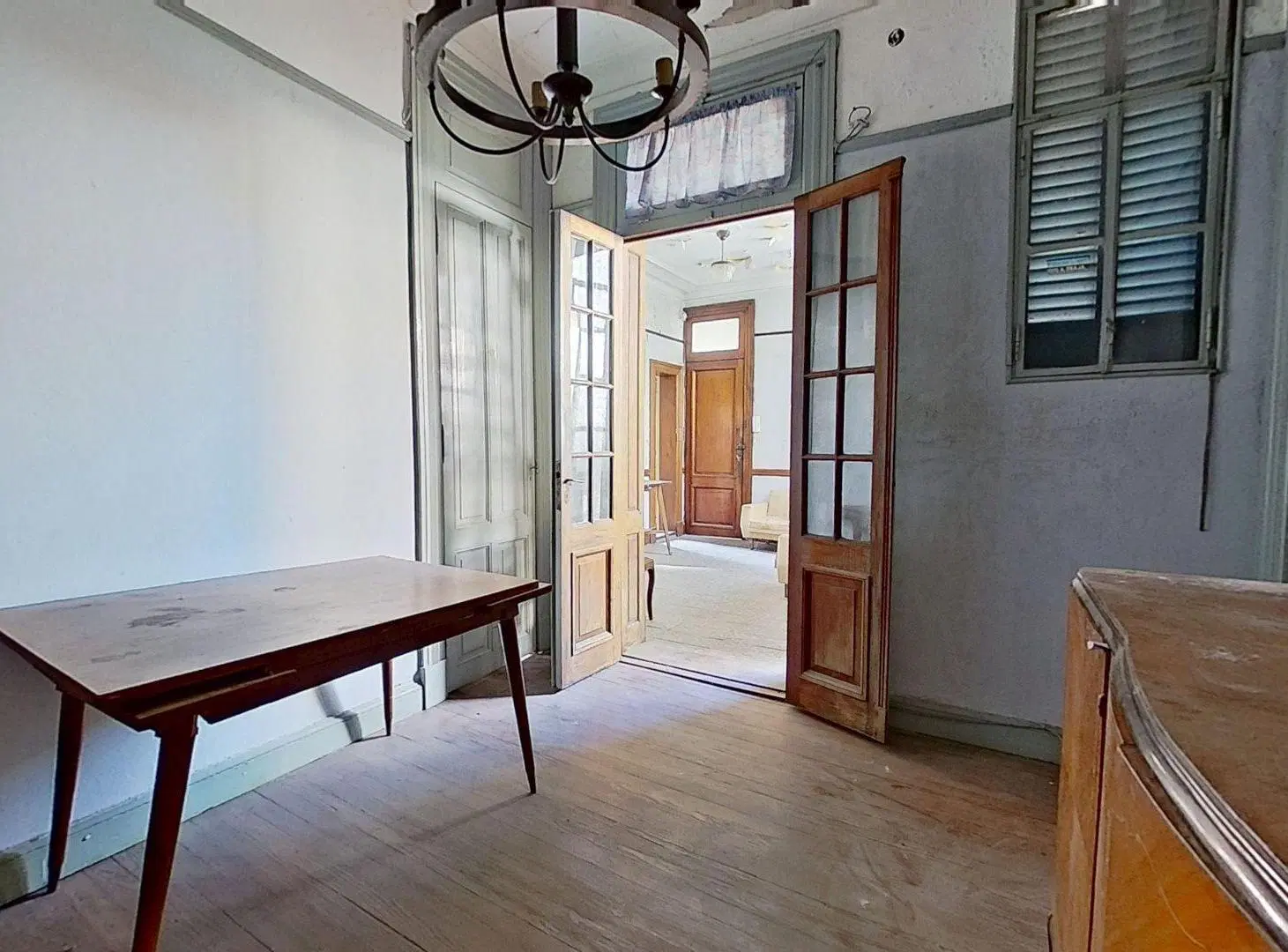 VENTA PH 7 AMB. OPORTUNIDAD A REFACCIONAR ALMAGRO 5
