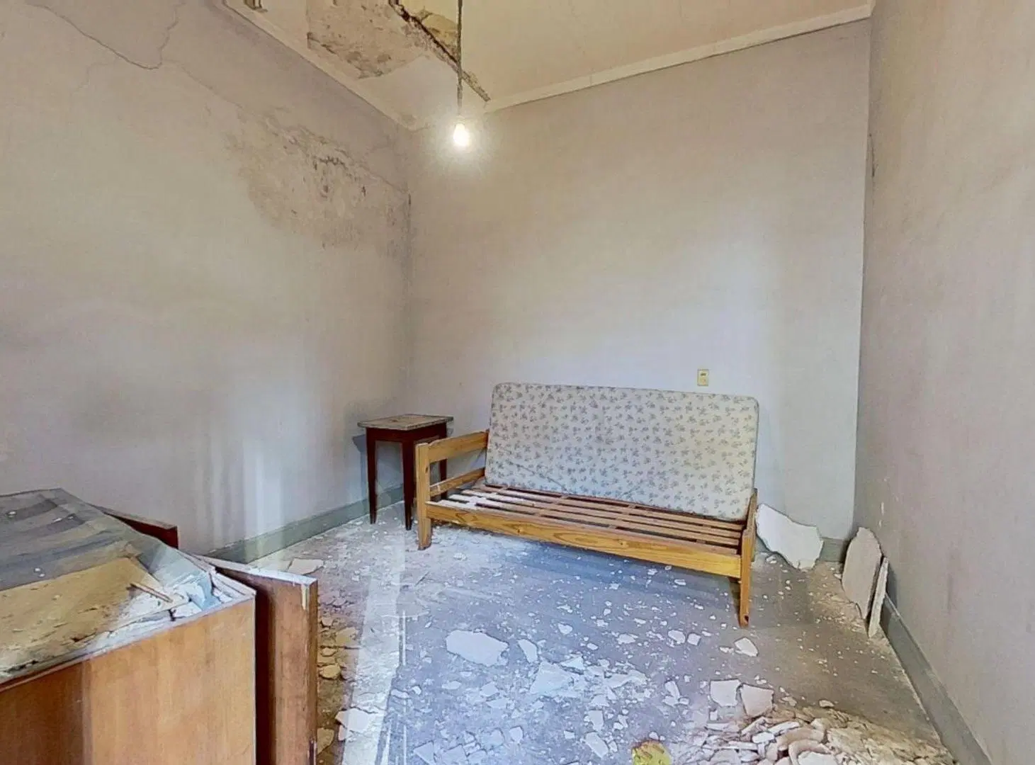 VENTA PH 7 AMB. OPORTUNIDAD A REFACCIONAR ALMAGRO 8