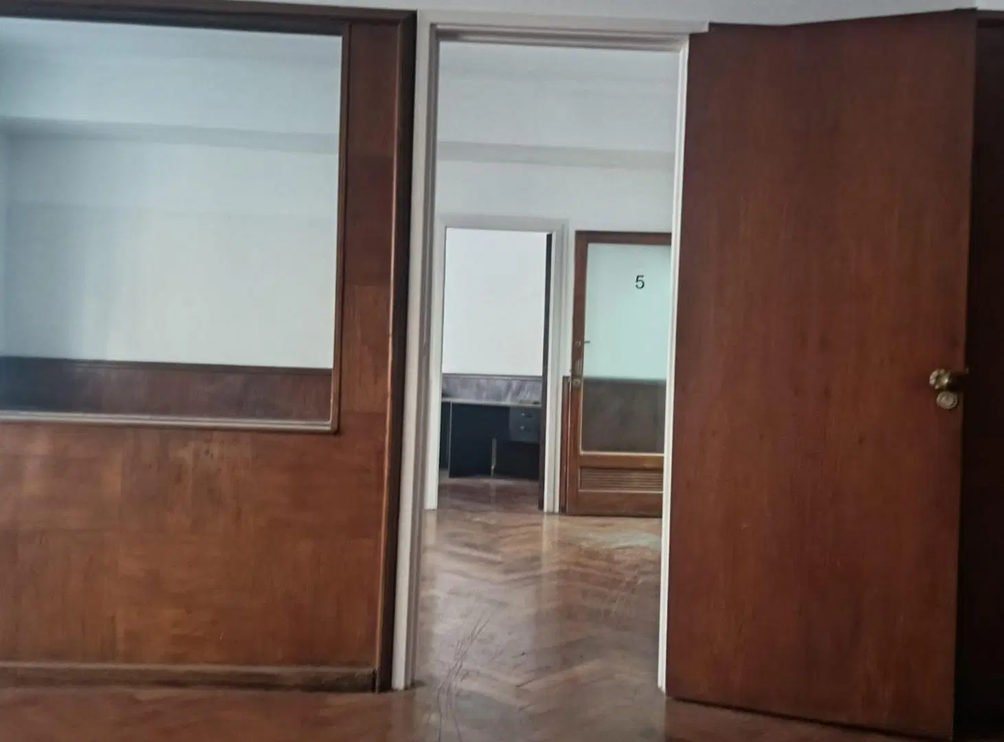 ALQUILER MULTIESPACIO OFICINAS EXCELENTE UBICACION 3