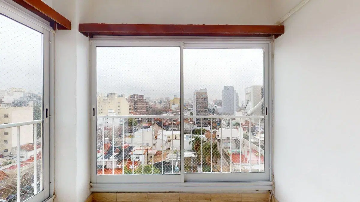VENTA AMPLIO SEMIPISO BELGRANO 5 AMBIENTES COCHERA 5