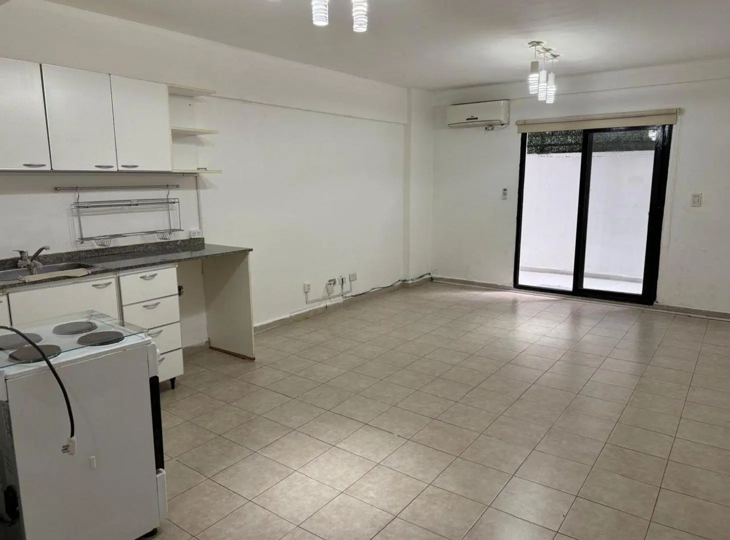 ALQUILER MONOAMBIENTE CON PATIO ALMAGRO 5