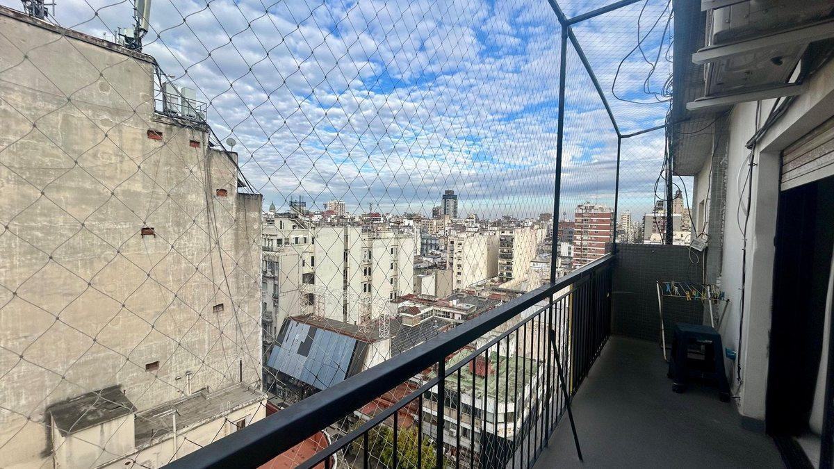 Foto de VENTA DEPARTAMENTO 4 AMBIENTES C/BALCON -BALVANERA, imagen 1