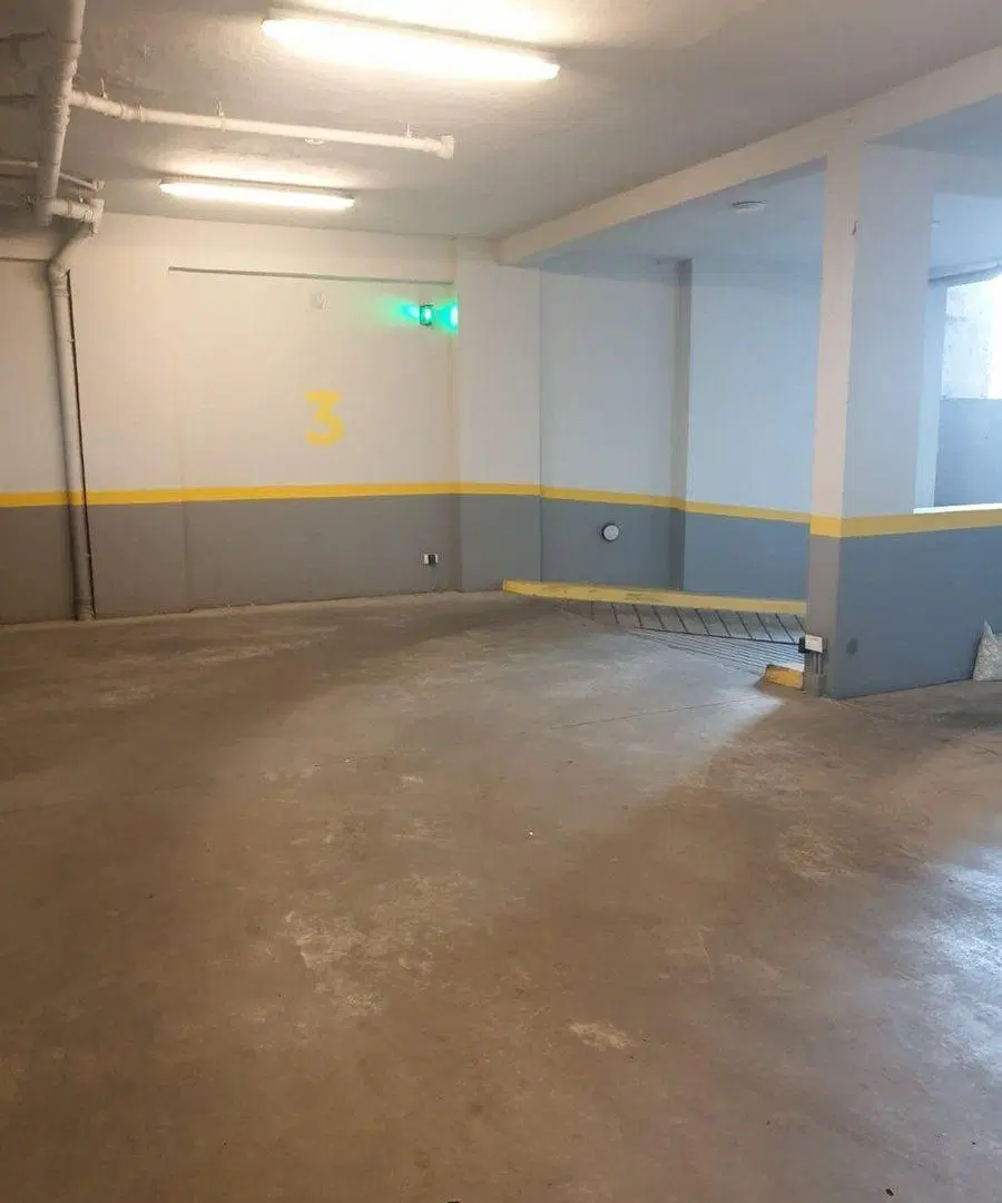 VENTA COCHERA EXCELENTE UBICACION EN VILLA CRESPO 3