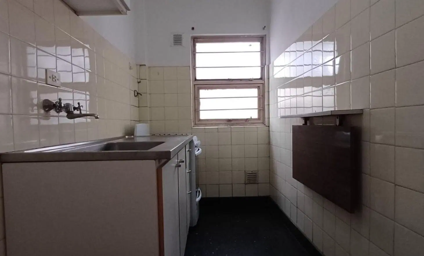 Venta departamento 2 amb. proximo a la Lanusita 5