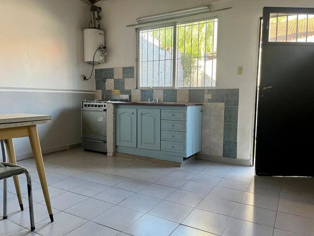 ALQUILER PH BENAVIDEZ DEPARTAMENTO 2 AMB PATIO 2