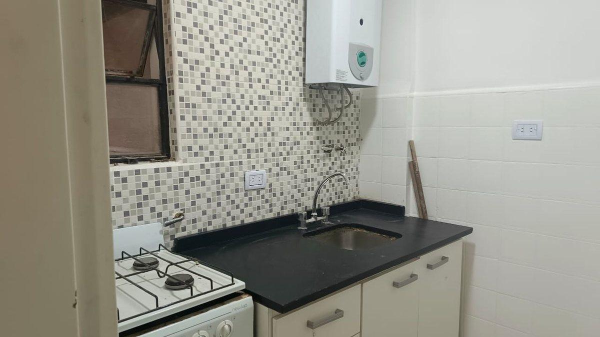 Foto de VENTA DEPTO 2 AMBIENTES CERCA DEL HOSP .ITALIANO, imagen 5