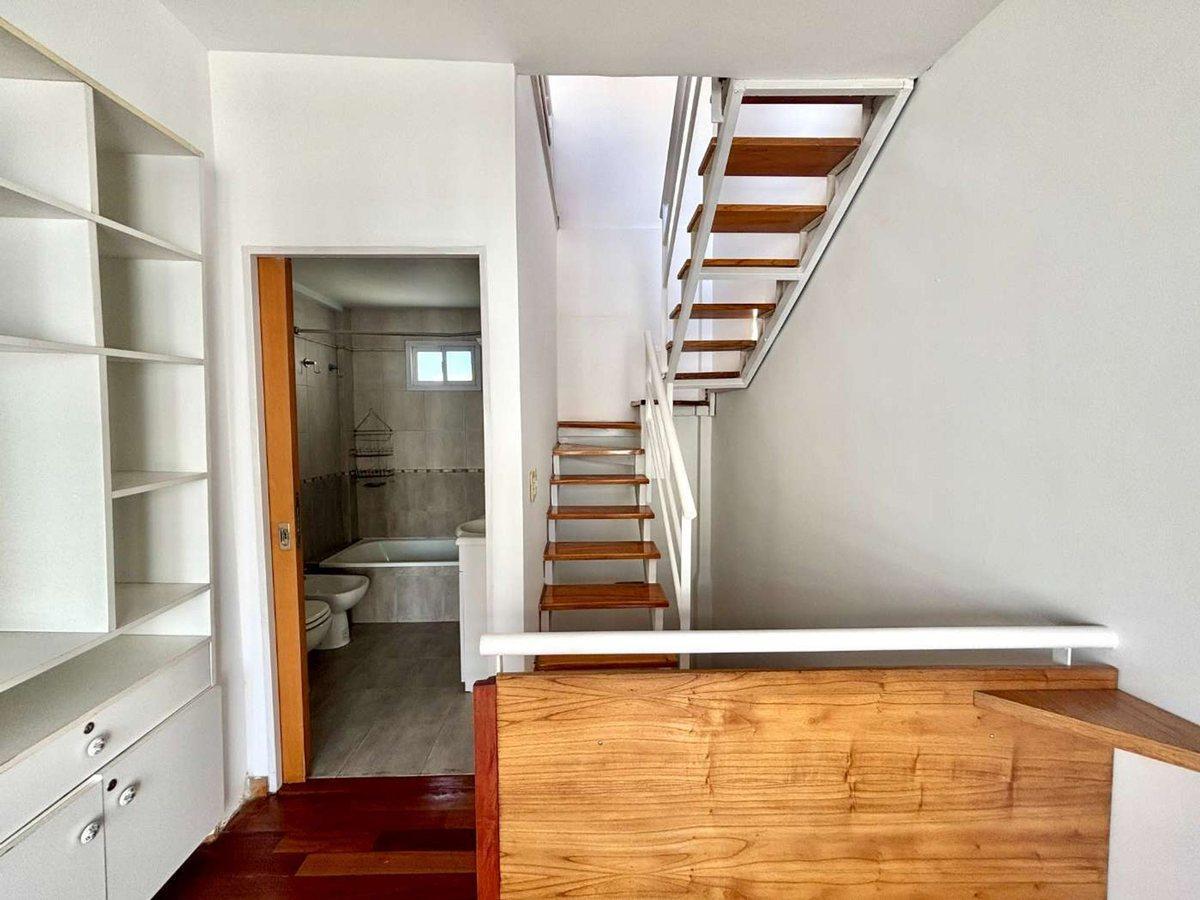 Foto de VENTA | Casa en altura | Triplex 3 Amb | PALERMO, imagen 5