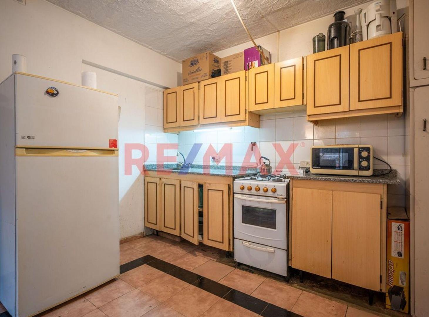 Foto de VENTA 2 AMBIENTES CON PILETA BALCON HTAL GARRAHAN, imagen 2