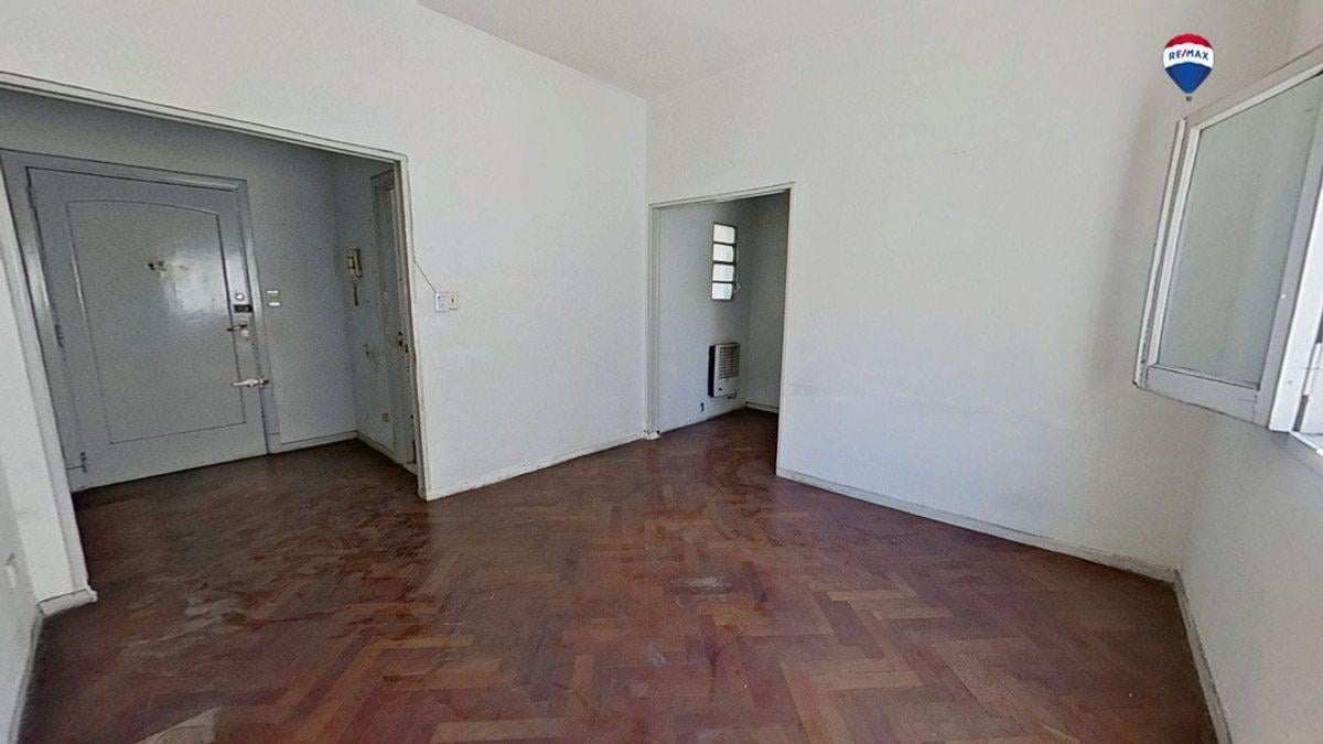 Foto de VENTA PH 2 AMBIENTES 1 PISO POR ESCALERA ALMAGRO, imagen 1
