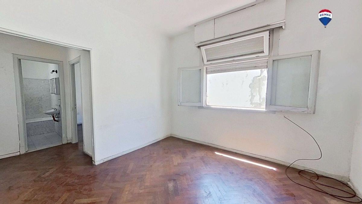 Foto de VENTA PH 2 AMBIENTES 1 PISO POR ESCALERA ALMAGRO, imagen 2