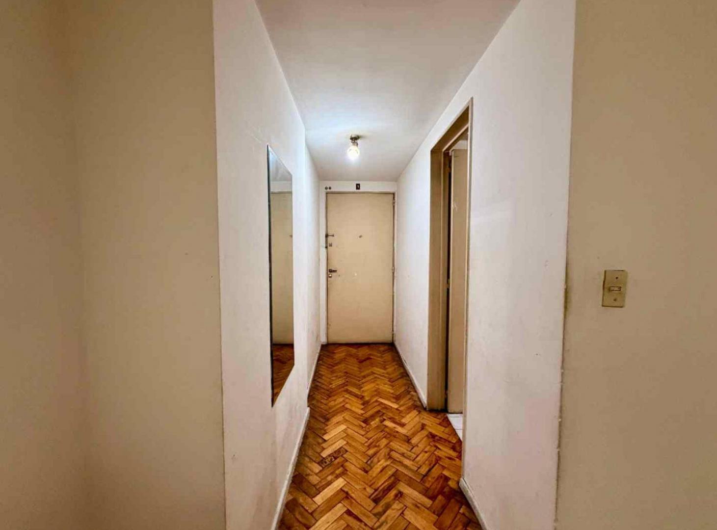 Foto de DEPARTAMENTO 2 AMBIENTES AL FRENTE CON BALCÓN, imagen 5