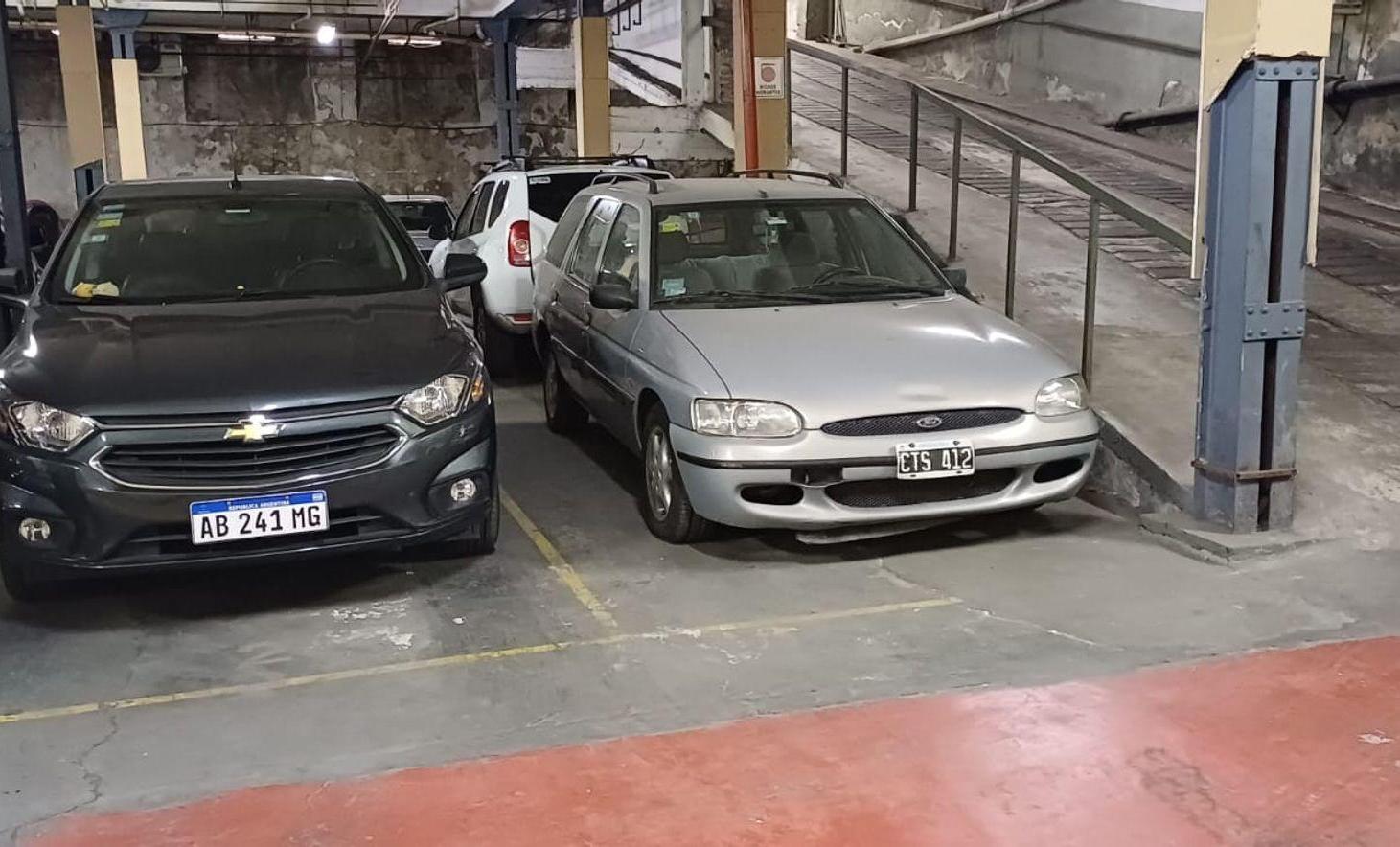 Foto de VENTA COCHERAS -LOTE DE 4-TODAS CUBIERTAS, imagen 5