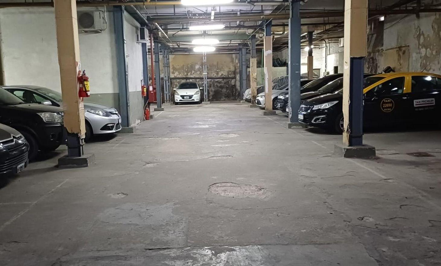 Foto de VENTA COCHERAS -LOTE DE 4-TODAS CUBIERTAS, imagen 3
