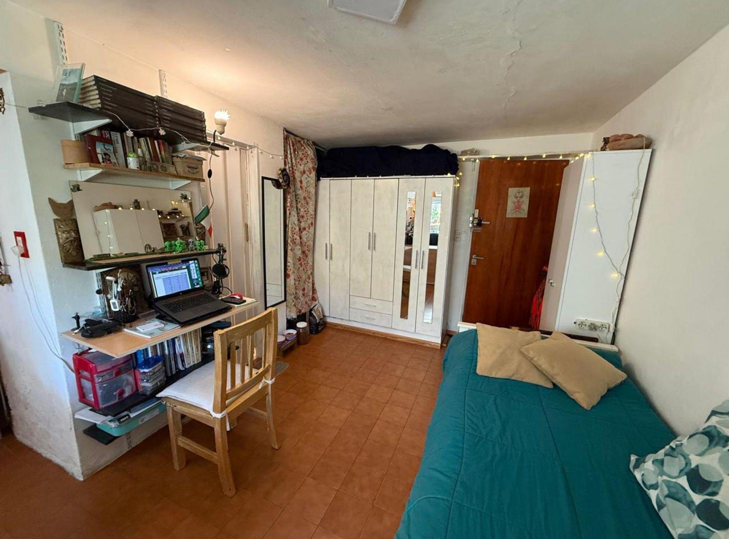 Foto de VENTA MONOAMBIENTE ALMAGRO FRENTE 1 PISO ESCALERA, imagen 5