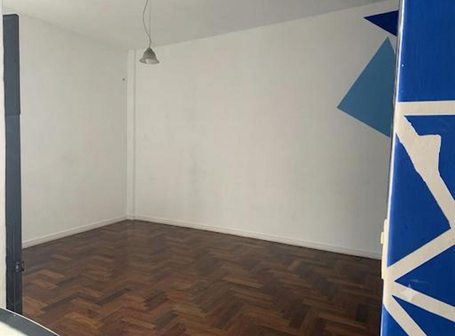 Foto de IDEAL INVERSION! 63.500! 2 AMBIENTES ZONA ABASTO!, imagen 1