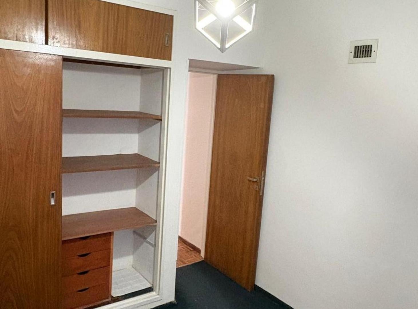 Foto de Venta Semi piso 4 Ambientes con patio, imagen 5