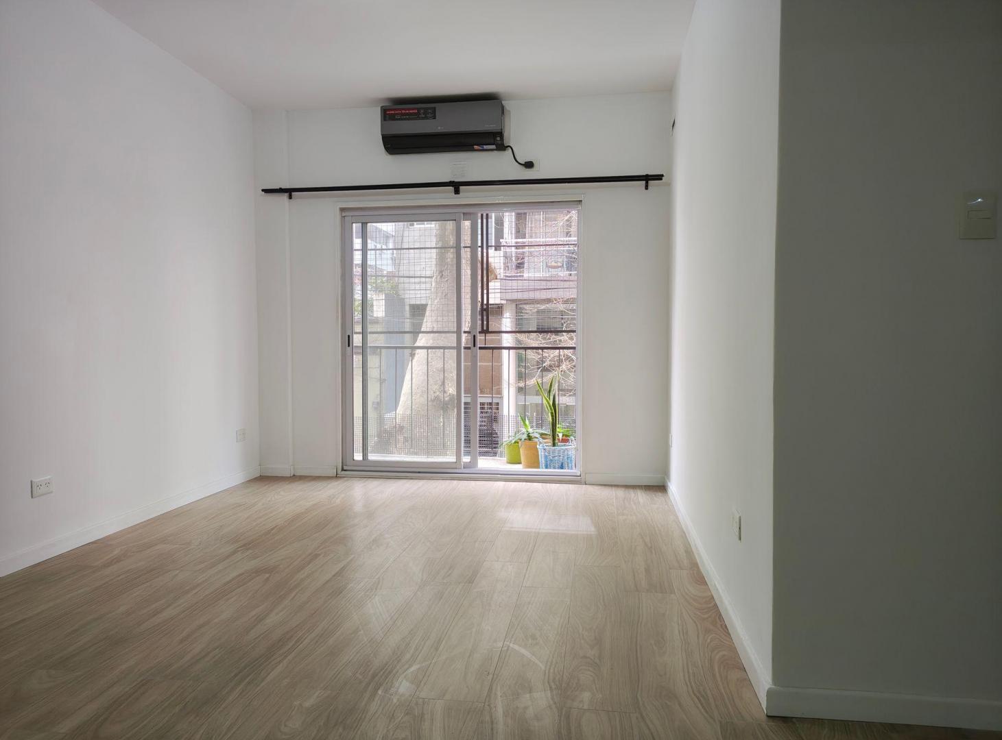 Foto de VENTA 3 AMBIENTES BELGRANO FRENTE BALCON HERMOSO, imagen 1