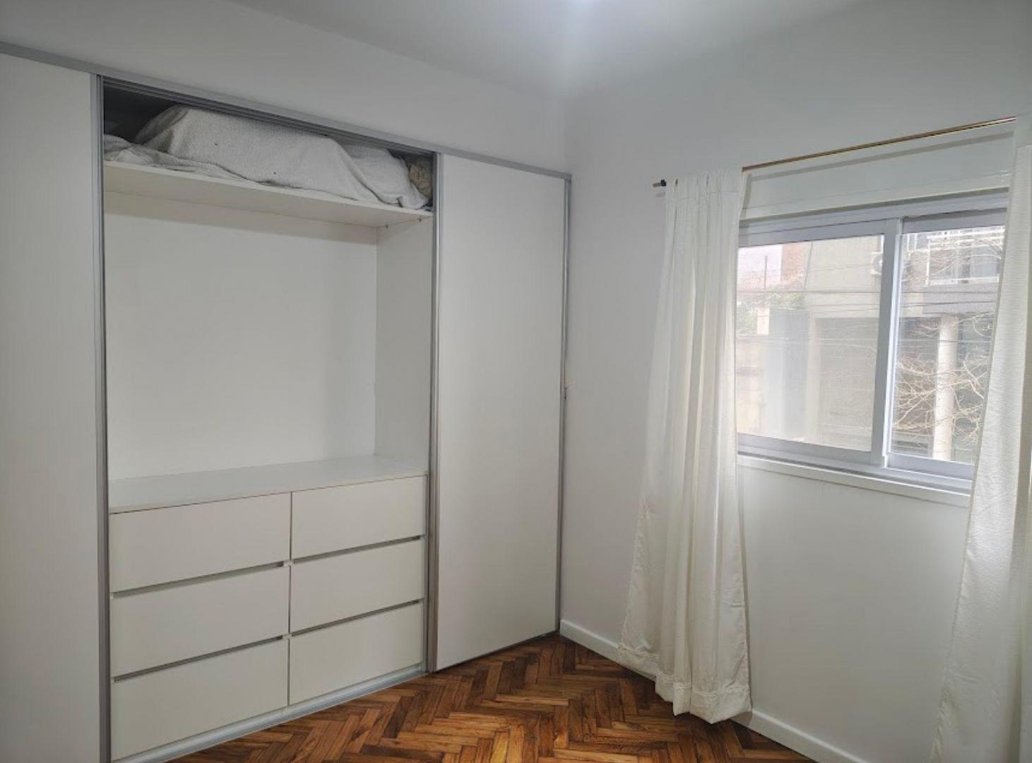 Foto de VENTA 3 AMBIENTES BELGRANO FRENTE BALCON HERMOSO, imagen 2